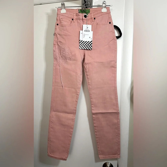 NWT Sandrine Rose Pink Embroidered Palm Tree Skinny High Waist Jeans Size 25 - Picture 4 of 8